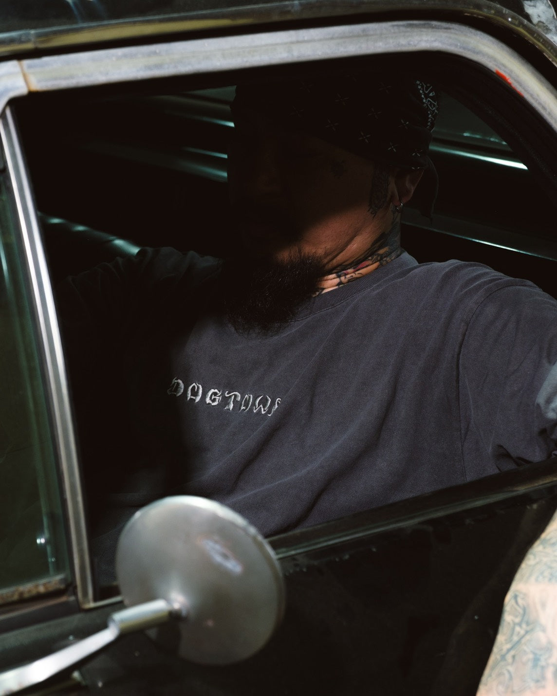 TORAICHI DOGTOWN TRADMANS TEE